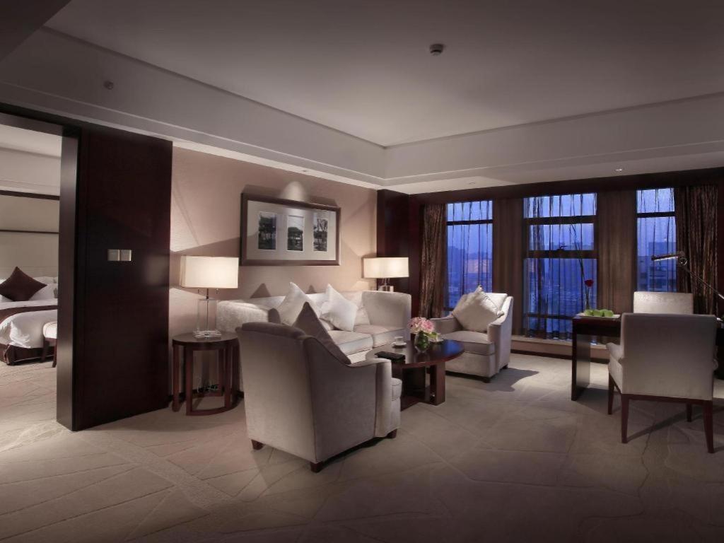 White Swan Hotel צ'אנגשה מראה חיצוני תמונה