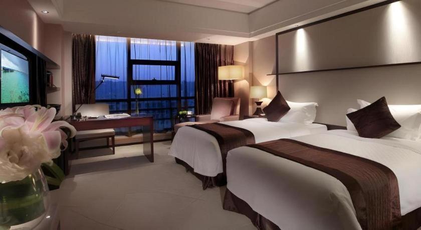 White Swan Hotel צ'אנגשה מראה חיצוני תמונה