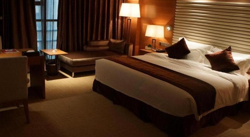 White Swan Hotel צ'אנגשה מראה חיצוני תמונה